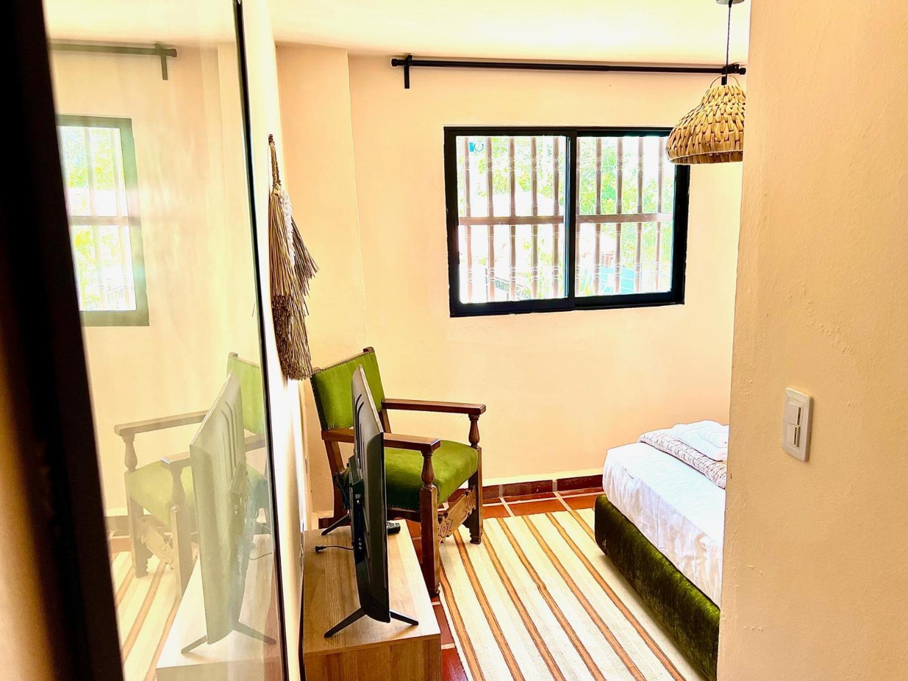 סנטה ורוניקה Hotel Villa Toti מראה חיצוני תמונה